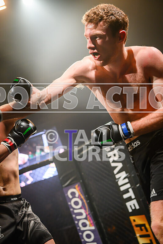 BOUT- 13 - Joe Graham v Sam Pearce-34 - BOUT 13 - Joe Graham v Sam Pearce