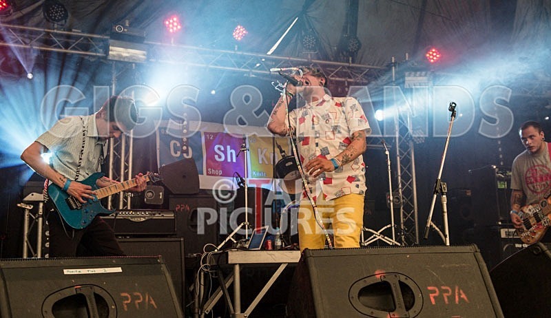 CoffeeShopKnifeFight-31 - COFFEESHOPKNIFEFIGHT