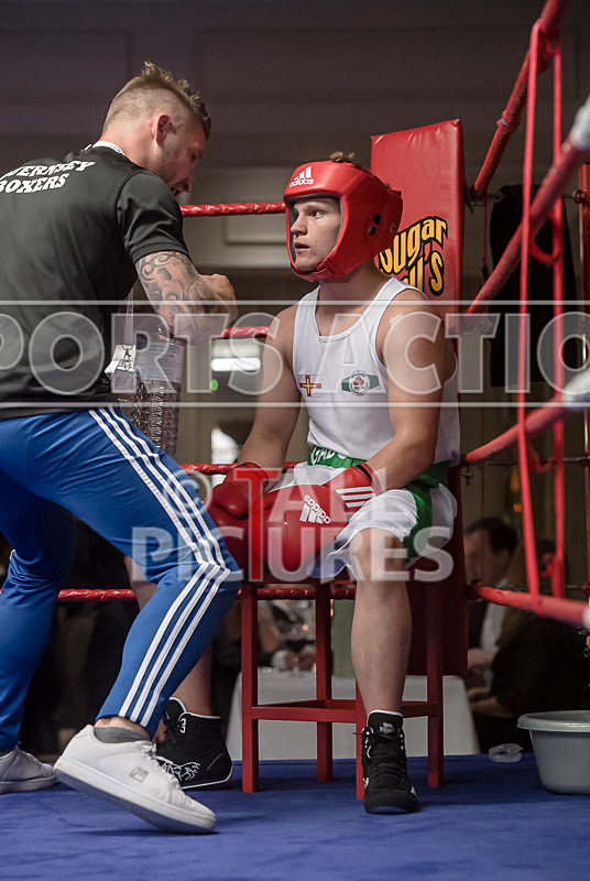 Bout - 6_Niall Adams v Harry Goss-4 - Bout - 6_Niall Adams v Harry Goss