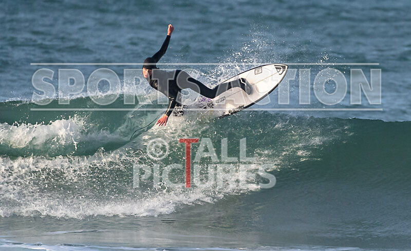 Surfing_New Years Eve 2021-39 - NEW YEARS EVE SURFING 2021