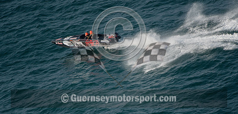 Worlds Powerboats_2014_Race-1-181 - UIM CLASS 3A & 3B WORLD OFFSHORE CHAMPIONSHIP_RACE-1