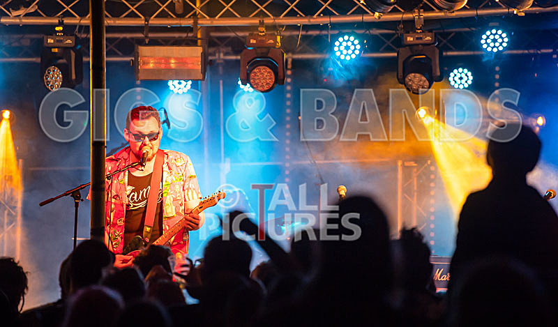 Honest Crooks-213 - HONEST CROOKS