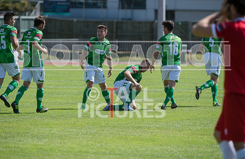 Guernsey FC v Whitstable Town-55 - GUERNSEY FC v WHITSTABLE TOWN