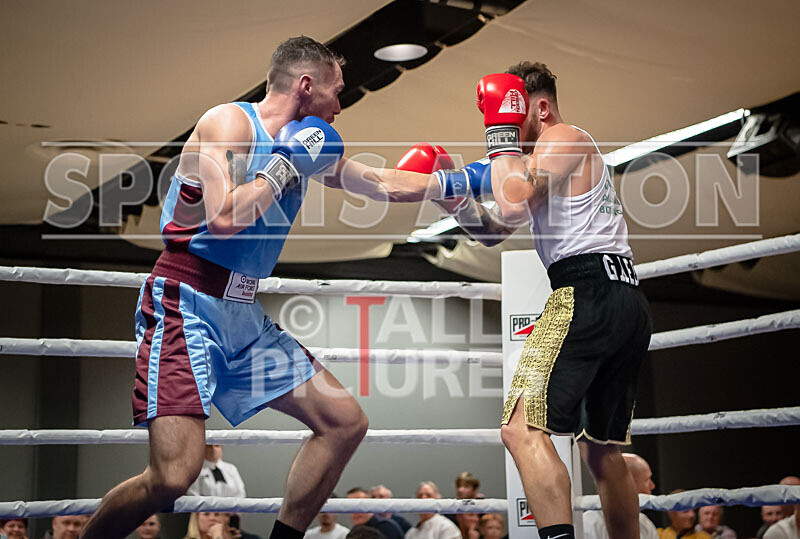 BOUT 13_Billy Poullain v Arran Devine-27 - BOUT 13_Billy Poullain v Arran Devine