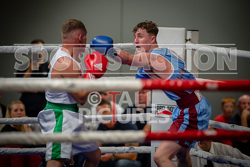 BOUT 11_Niall Adams v Blaine Lambert-24 - BOUT 11_Niall Adams v Blaine Lambert