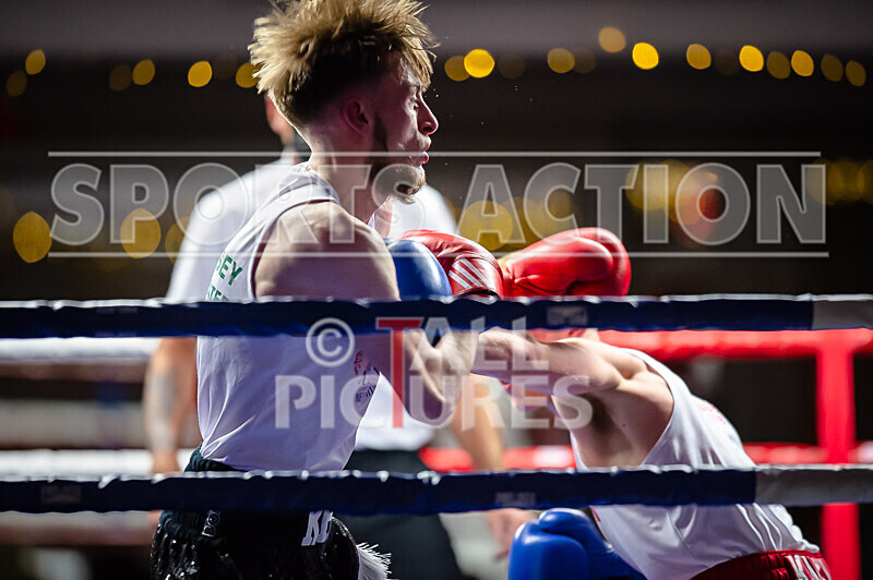 BOUT 7_Kylop Holland v Freddie Kinsella-27 - BOUT 7_Kylop Holland v Freddie Kinsella