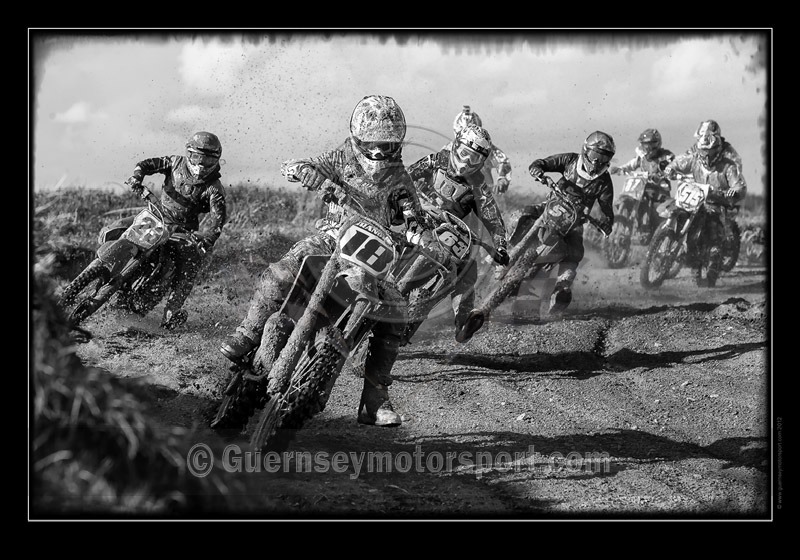 Moto-X_03-11-2012-2_Styled BW - ART POSTERS