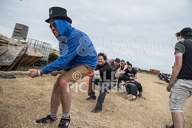 Tug of War_2015-6 - TRIKE, CHILLI & TUG OF WAR