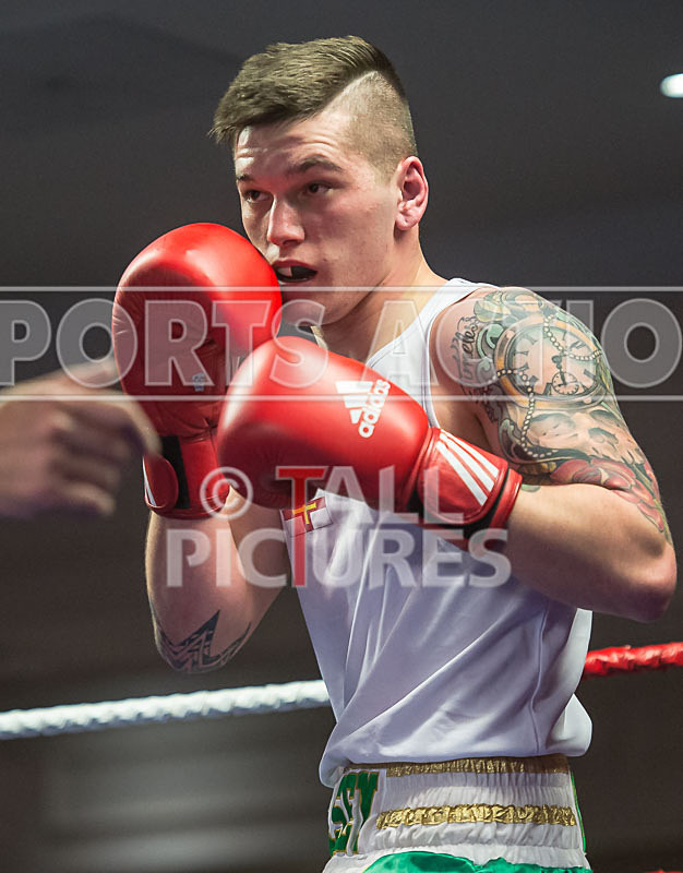 Bout - 11_Casey De La Mare v Babatunji Ogiunniya-31 - Bout - 11_Casey De La Mare v Babatunji Ogiunniya