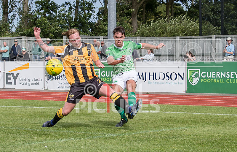 GFC v East Grinstead Town-30 - GUERNSEY FC v EAST GRINSTEAD TOWN