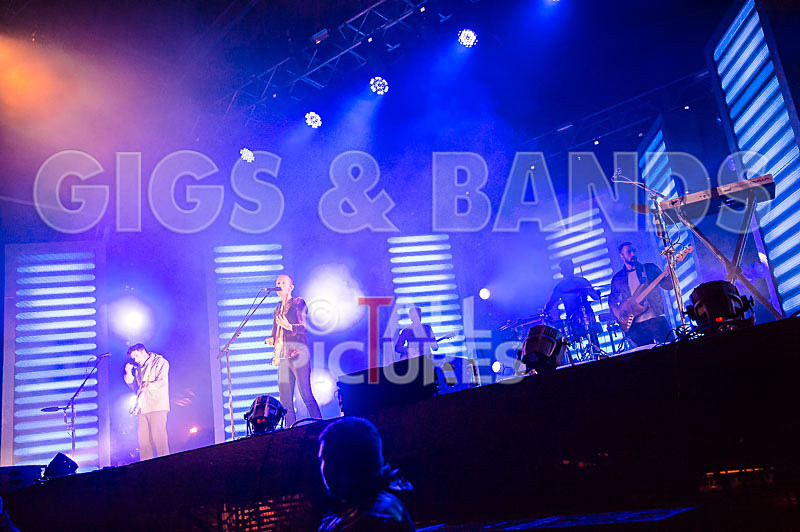 Two Door Cinema Club-3 - TWO DOOR CINEMA CLUB