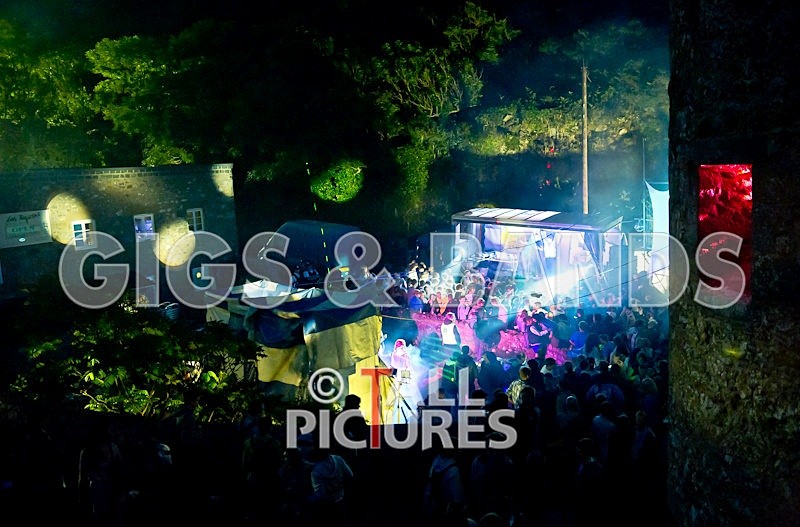 VEF Beach Life 2011-132 - BEACH LIFE 2011