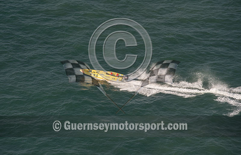 Worlds Powerboats_2014_Race-1-274 - UIM CLASS 3A & 3B WORLD OFFSHORE CHAMPIONSHIP_RACE-1