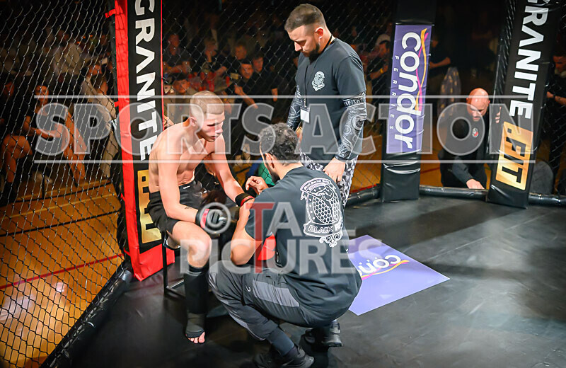 BOUT- 3 - Jack Migasuik v Hugo Birch-15 - BOUT: 3 - Jack Migasuik v Hugo Birch