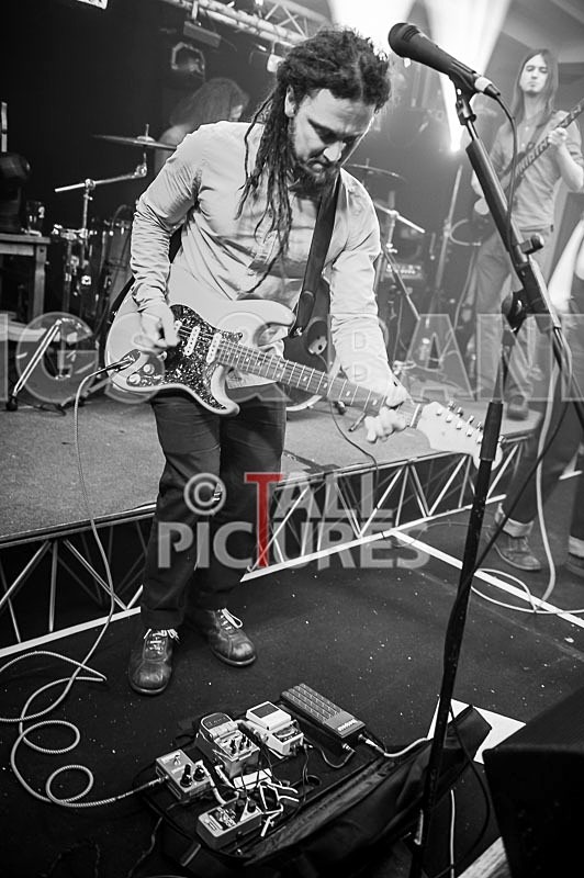 Lloyd Yates-46 - LLOYD YATES