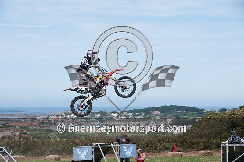 Hogwash_09-37 - HOGWASH 2009 - SCENE