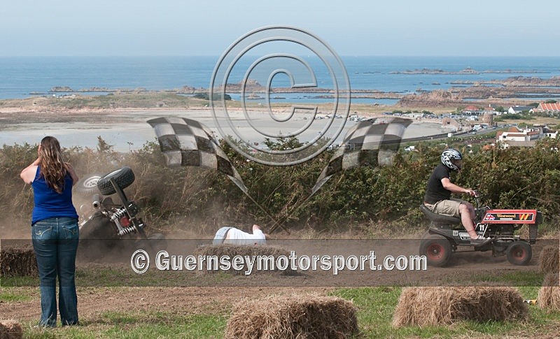 Hogwash_09-75 - HOGWASH 2009 - SCENE