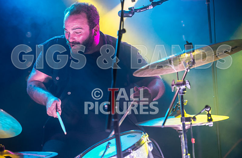 The Graveltones-84 - THE GRAVELTONES