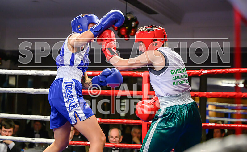 BOUT- 7_Emma Martin v Stephanie Adlington-40 - BOUT 7_Emma Martin v Stephanie Adlington