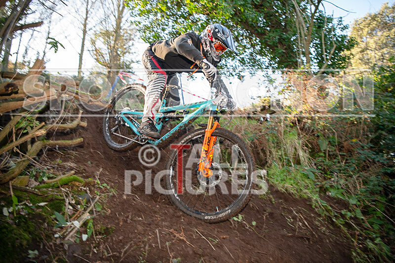 MTB Downhill_19-01-2020-106 - MTB WINTER DOWNHILL 2020_ROUND-2