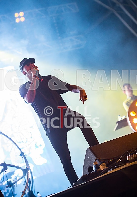 Chase Status-60 - CHASE & STATUS