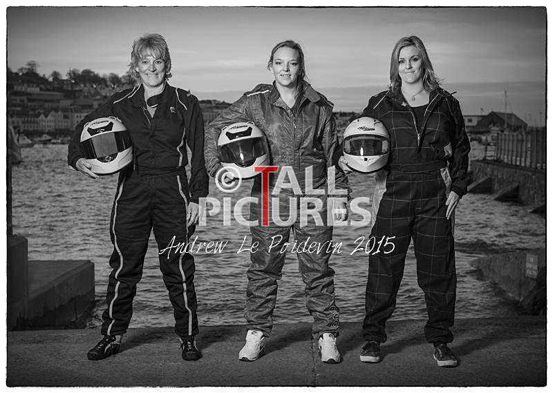 Powerboat Girls-1_NEW BW_BORDER - THE 2015 LADY RACERS DO GLAMOUR...
