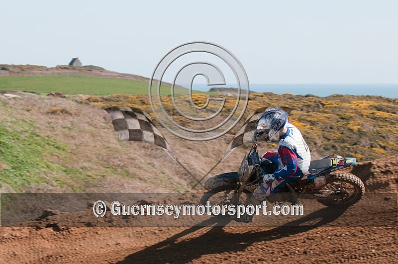 Moto-X_19-03-11-101 - MOTO-X_19-03-2011