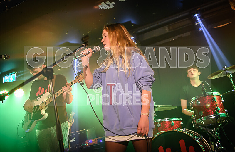 Motionless-8 - MOTIONLESS