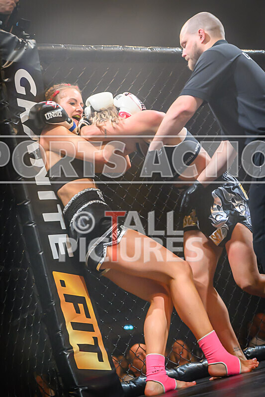 BOUT- 9 - Laura Douglas v Georgia Blumsom-65 - BOUT 9 - Laura Douglas v Georgia Blumsom