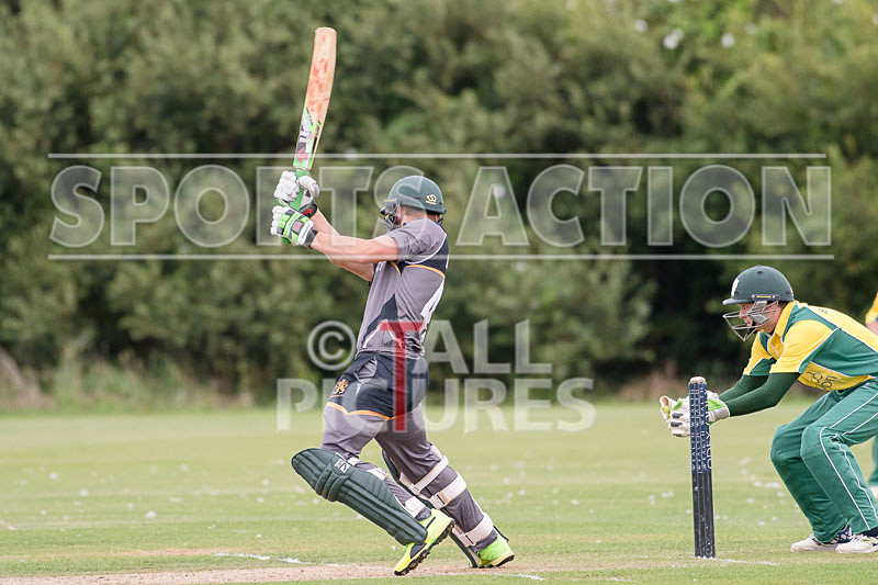 Cricket_Griffins v Irregulars-18 - GRIFFINS v IRREGULARS BARBARIANS