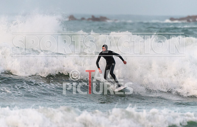 Surfing_New Years Eve 2021-153 - NEW YEARS EVE SURFING 2021