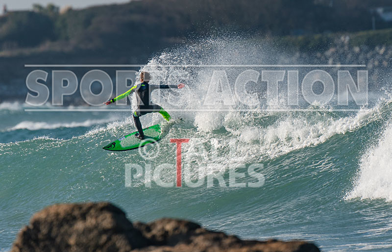 Surfing_18-11-2018-30 - SURFING AT VAZON BAY GUERNSEY