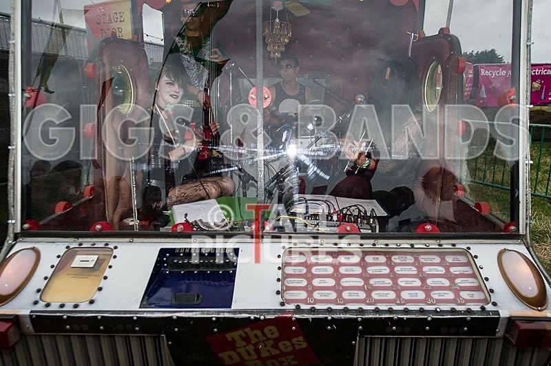 The Dukes Box-10 - THE DUKES BOX