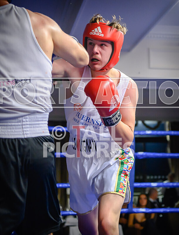 BOUT- 5_Ethan Le Moignan v Adrian Salmonowicz-34 - BOUT 5_Ethan Le Moignan v Adrian Salmonowicz
