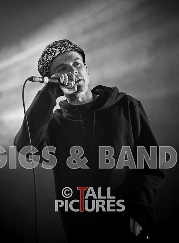 Asylum Seekas-27 - ASYLUM SEEKAS AT IVY CASTLE