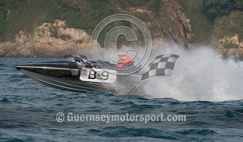 Worlds Powerboats_2014_Race-2-260 - UIM CLASS 3A & 3B WORLD OFFSHORE CHAMPIONSHIP_RACE-2
