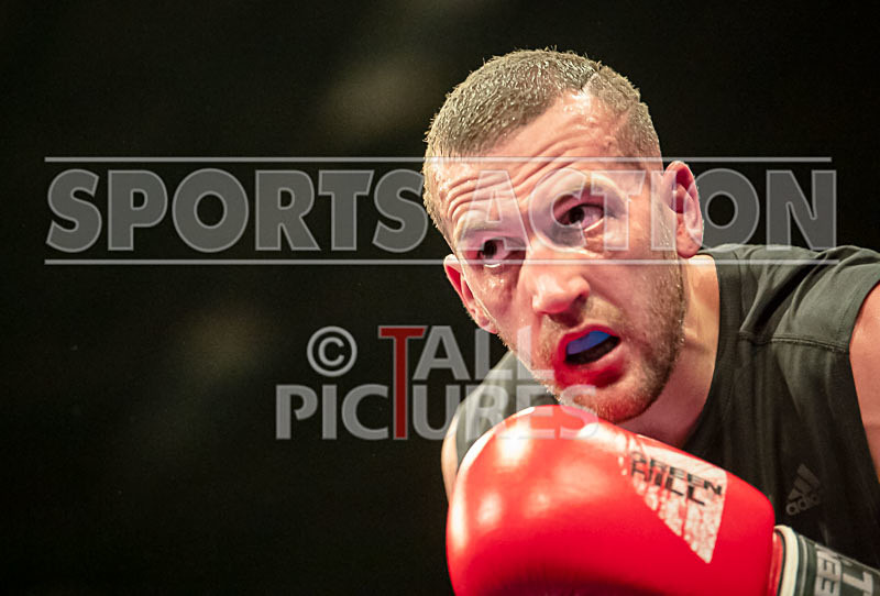 BOUT-18 - Jimmy Lesbirel v Byron Morris-11 - BOUT-18 - Jimmy Lesbirel v Byron Morris