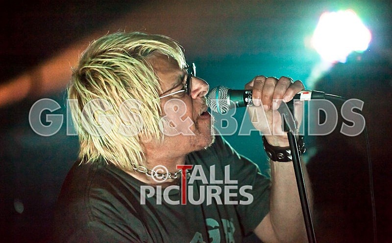 UK Subs-32 - U.K. SUBS