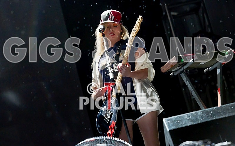 The Ting Tings-10 - THE TING TINGS