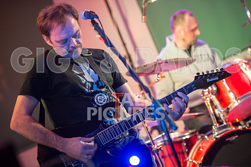 Underdog-13 - UNDERDOG