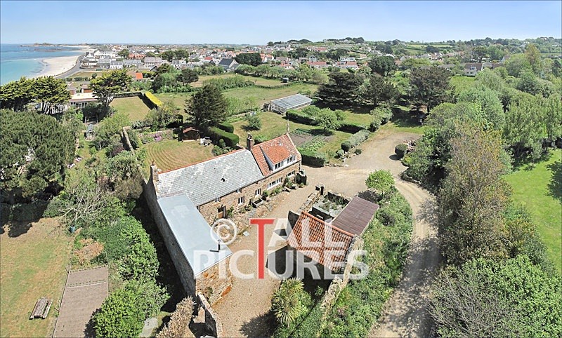 Cobo Farm_Pano-3 - PRIVATE PROPERTY & PROPERTY SALES