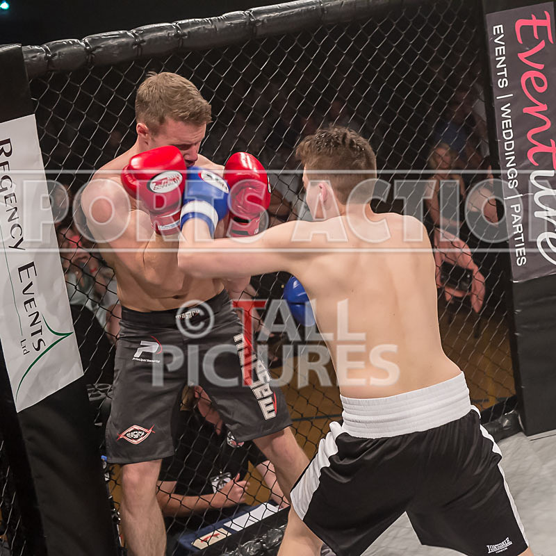 Paul ONeil v Robert Hurst-22 - BOUT 2