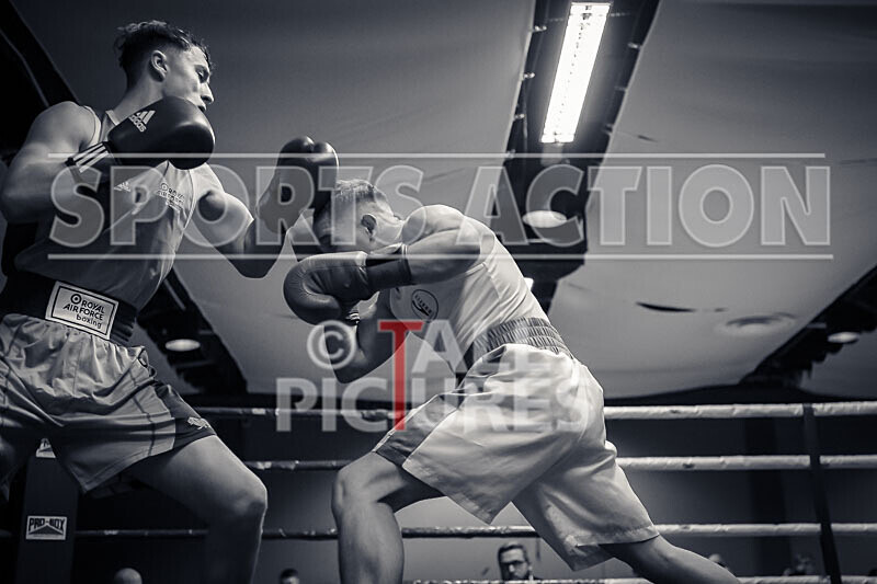 BOUT 11_Niall Adams v Blaine Lambert-10 - BOUT 11_Niall Adams v Blaine Lambert