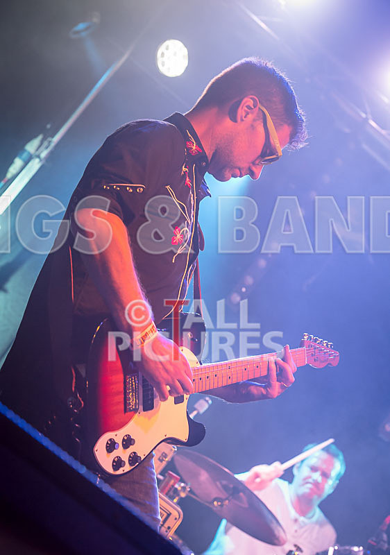 Heads Off-17 - HEADS OFF