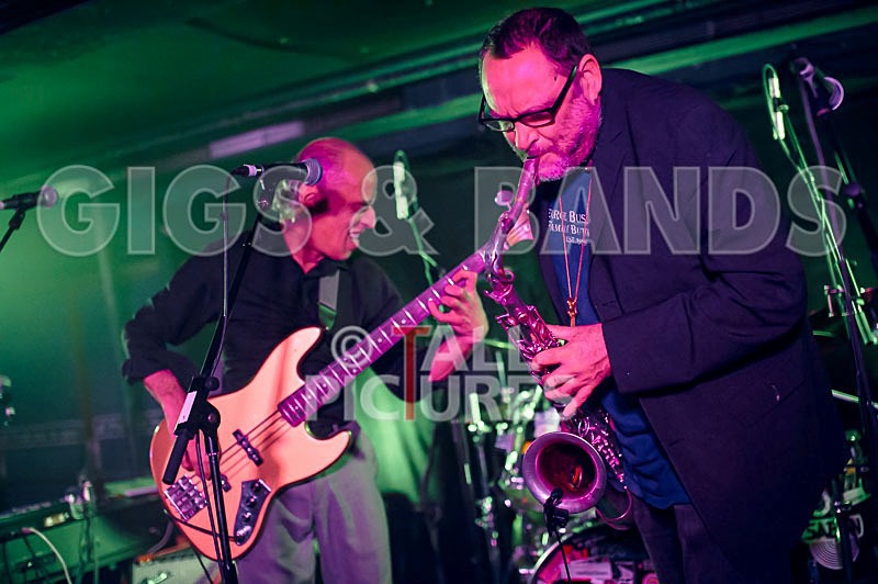 Norman Watt-Roy Band-71 - THE NORMAN WATT-ROY BAND with WILKO JOHNSON