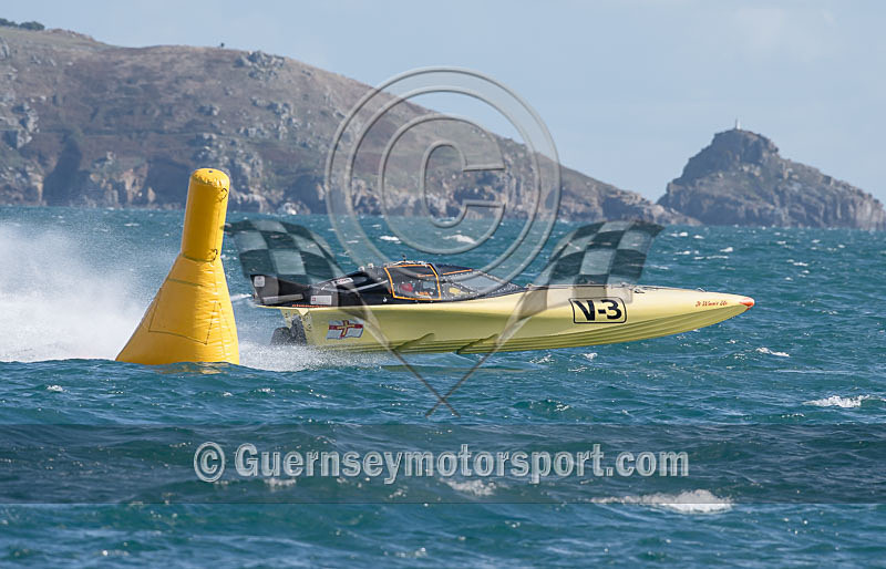 Powerboats_09-10-2016-67 - GPA STANLEY GIBBONS SERIES_RACE-10