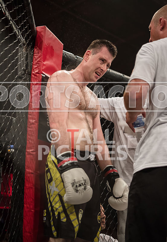 Will Edinburgh v Jacek Pazola-28 - BOUT 4 Will Edinburgh v Jacek Pazola