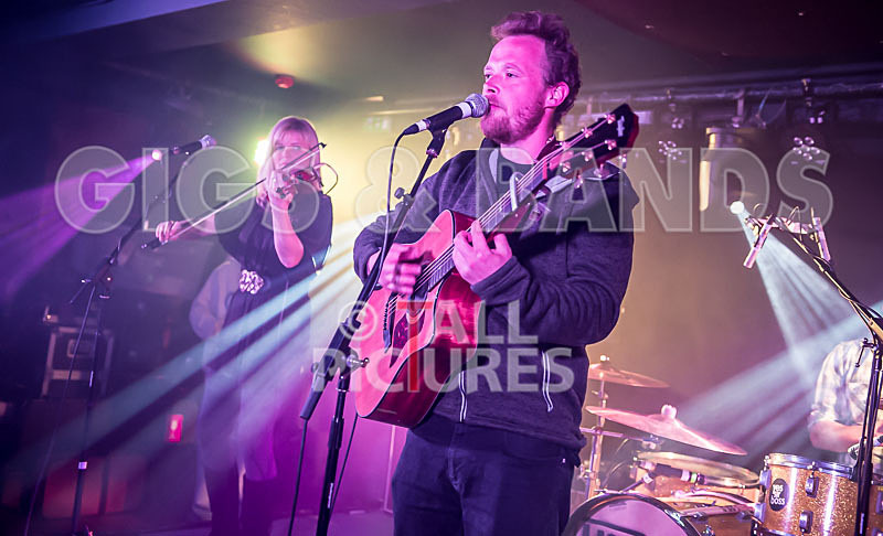 Buffalo Huddleston-24 - BUFFALO HUDDLESTON