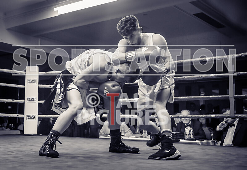 BOUT- 10 - Tom Teers v Shane Smith-15 - BOUT: 10 - Tom Teers v Shane Smith