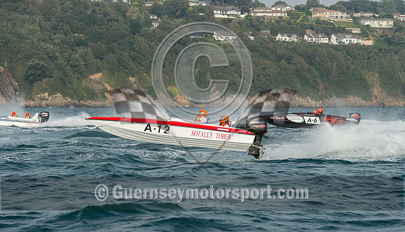 Worlds Powerboats_2014_Race-2-82 - UIM CLASS 3A & 3B WORLD OFFSHORE CHAMPIONSHIP_RACE-2
